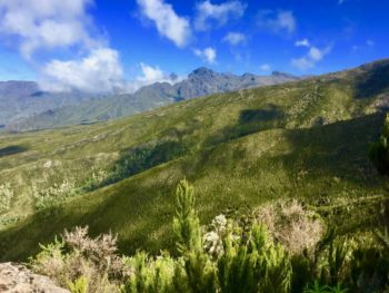Vue sur le pays depuis la route Machame